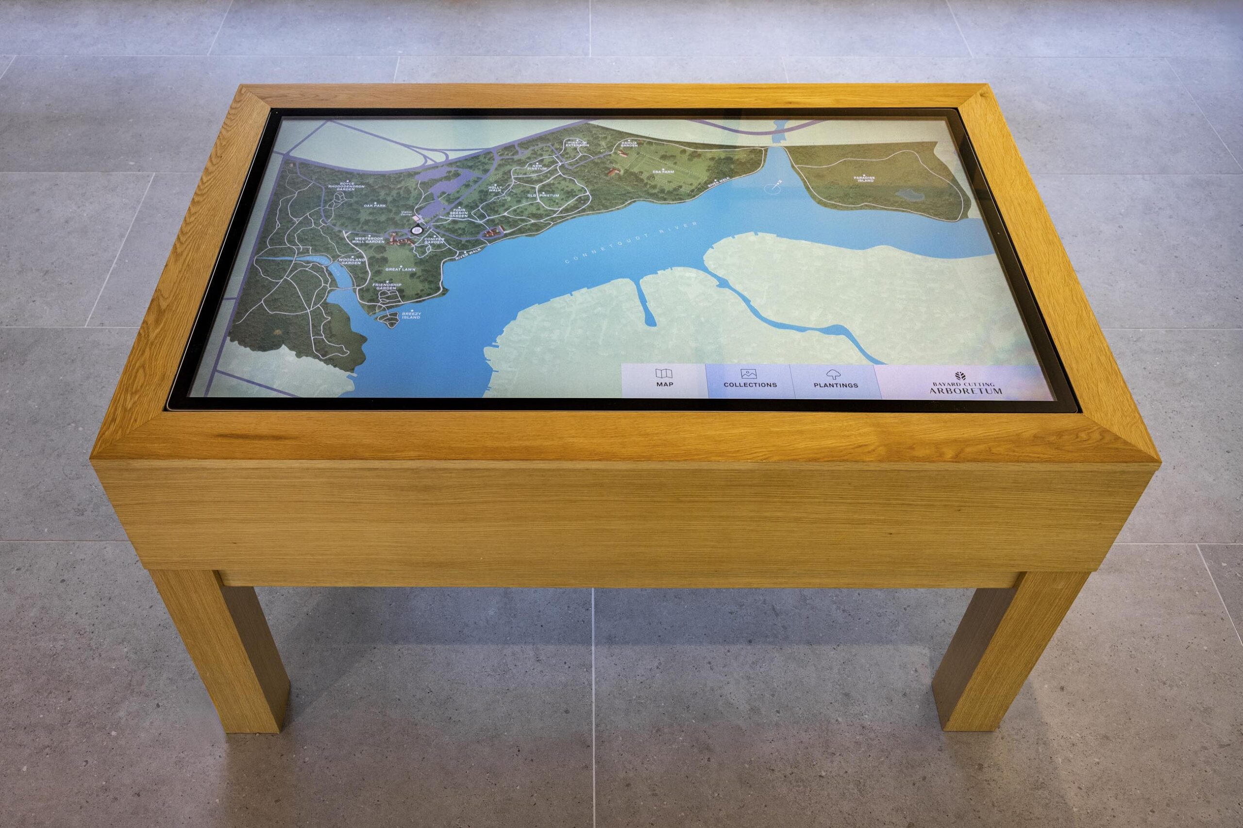 Visitor Center at Bayard Cutting Arboretum